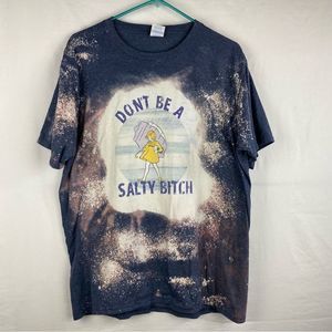 Unisex graphic tee size L